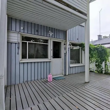 Bright House For Short Daire *