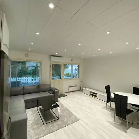 Daire Bright House For Short *